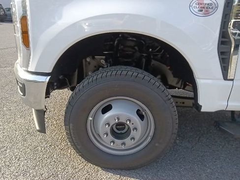 New 2026 Ford F350 XL w/ XL Chrome Package AWD/4WD image 10