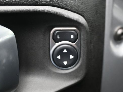 Used 2021 Jeep Gladiator Sport image 12