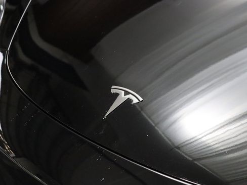 Used 2022 Tesla Model 3 image 15