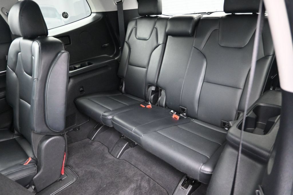 Used 2025 Kia Telluride S AWD/4WD image 23
