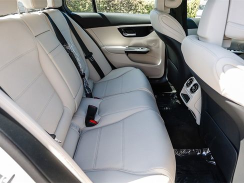 New 2025 Mercedes-Benz C 300 4MATIC Sedan image 18