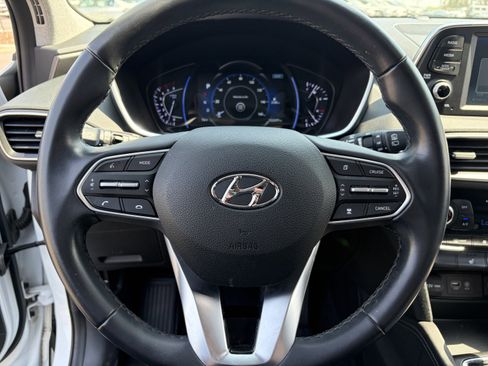 Used 2019 Hyundai Santa Fe Limited FWD image 11