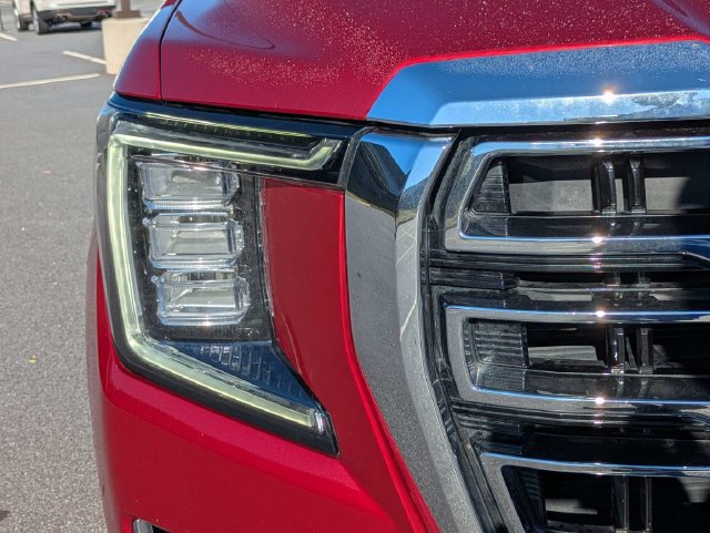 Used 2022 GMC Yukon SLT w/ SLT Premium Package AWD/4WD image 10