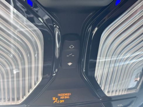 Used 2025 BMW X6 M60i w/ Parking Assistance Package image 30