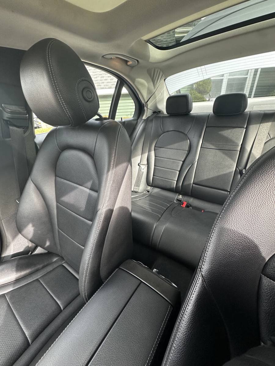 Used 2015 Mercedes-Benz C 300 4MATIC Sedan image 19