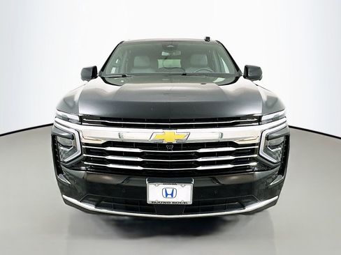 Used 2025 Chevrolet Tahoe LT image 2