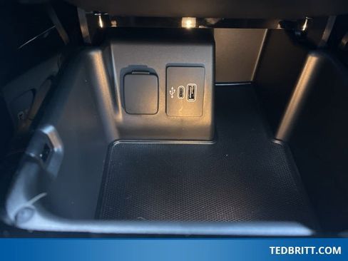 Certified 2025 Ford Explorer Platinum w/ Ultimate Package image 36