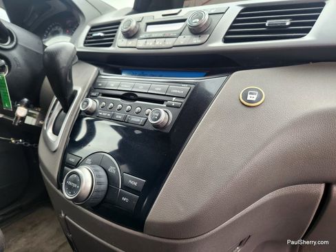 Used 2013 Honda Odyssey EX-L image 47