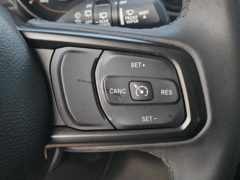 Used 2023 Jeep Wrangler Unlimited Sport AWD/4WD image 18