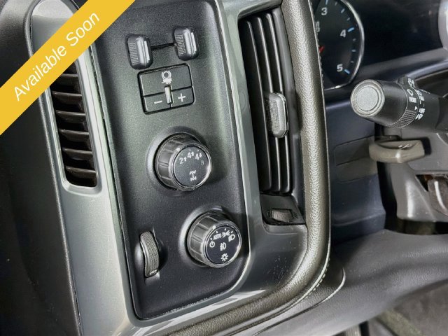 Used 2018 GMC Sierra 2500 Denali w/ Duramax Plus Package AWD/4WD image 10