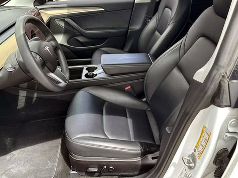 Used 2022 Tesla Model 3 Long Range AWD/4WD image 17