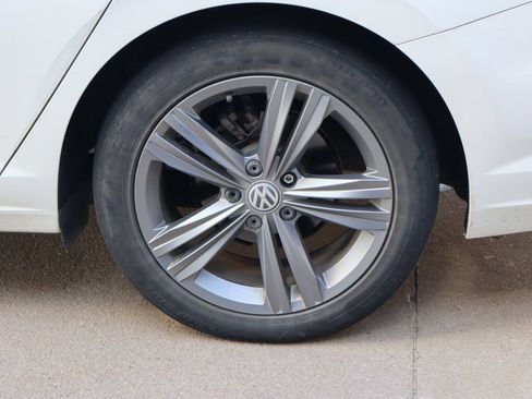 Used 2020 Volkswagen Jetta R-Line FWD image 26