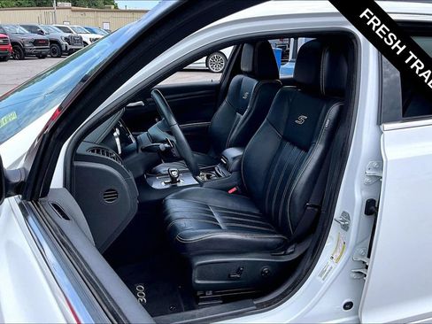 Used 2013 Chrysler 300 S RWD image 20