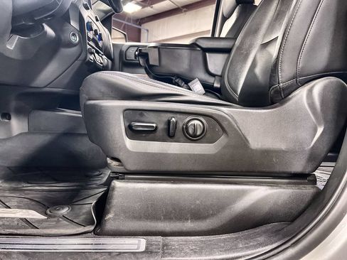 Used 2019 Chevrolet Silverado 1500 LT w/ Texas Edition AWD/4WD image 14