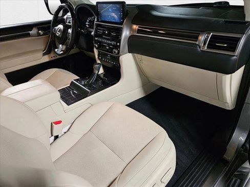 Used 2023 Lexus GX 460 Premium image 21
