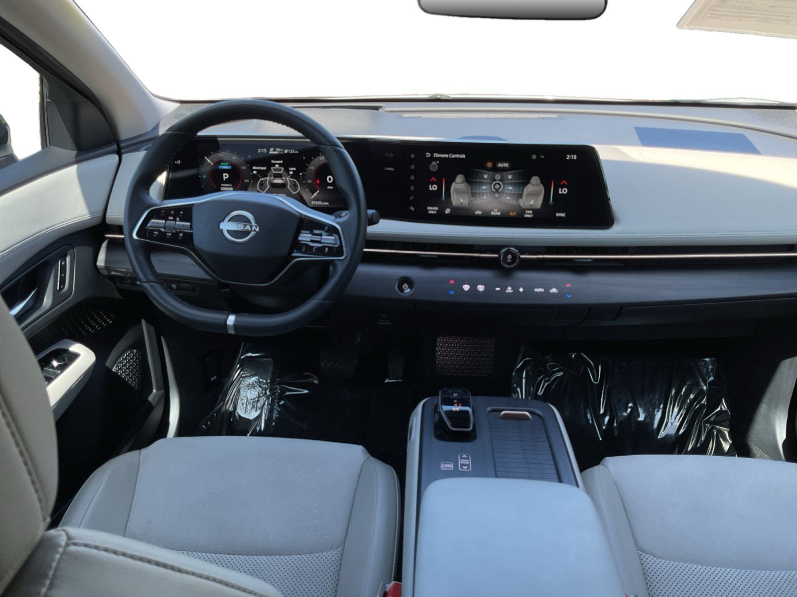 Used 2023 Nissan Ariya FWD image 14