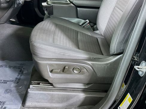 Used 2024 Chevrolet Silverado 1500 Custom image 21