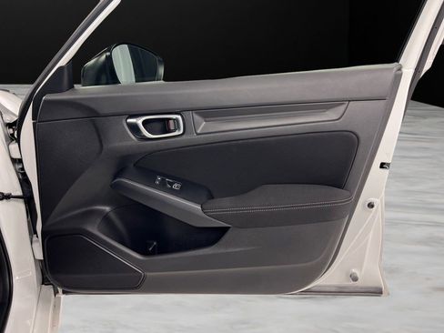 Used 2023 Honda Civic Sport image 39