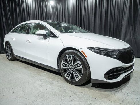 Used 2023 Mercedes-Benz EQS 450+ Sedan image 3