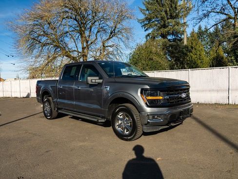 Used 2025 Ford F150 XLT w/ Equipment Group 301A Standard image 24
