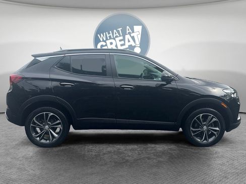 Used 2023 Buick Encore GX Select AWD/4WD image 2