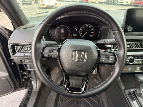 Used 2023 Honda Civic Sport image 12