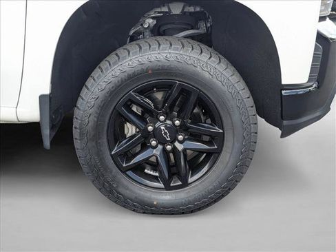 Used 2021 Chevrolet Silverado 1500 LT Trail Boss w/ Convenience Package II AWD/4WD image 21