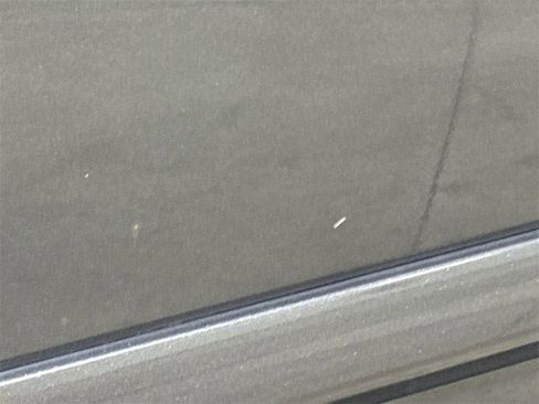 Used 2005 Nissan Titan LE w/ (T01) Tow Pkg image 29