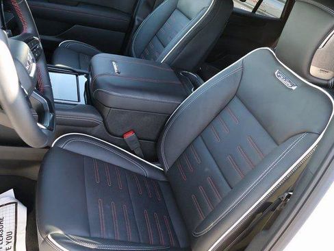 New 2026 GMC Yukon AT4 Ultimate image 32