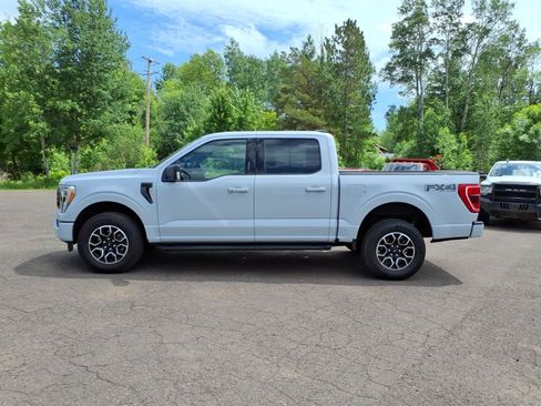 Used 2022 Ford F150 XLT w/ Equipment Group 302A High AWD/4WD image 3