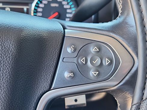 Used 2017 Chevrolet Silverado 2500 LT AWD/4WD image 18