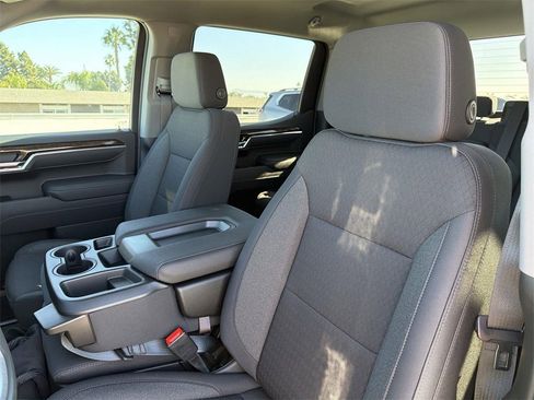 New 2026 GMC Sierra 1500 Elevation image 24
