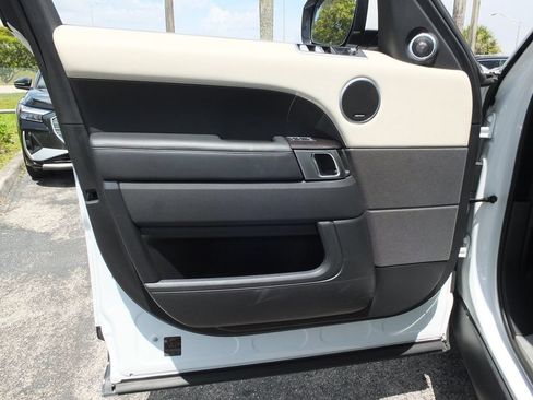 Used 2019 Land Rover Range Rover Sport HSE AWD/4WD image 26