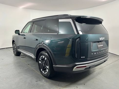 Used 2027 Kia Telluride EX AWD/4WD image 3