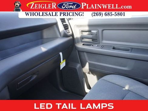 Used 2024 RAM 3500 Tradesman w/ Safety Group image 26