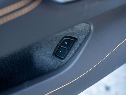 Used 2023 Chevrolet Corvette Stingray Preferred Cpe w/ 2LT RWD image 18