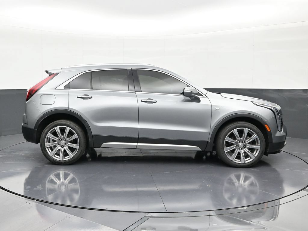 Certified 2023 Cadillac XT4 Premium Luxury FWD image 6