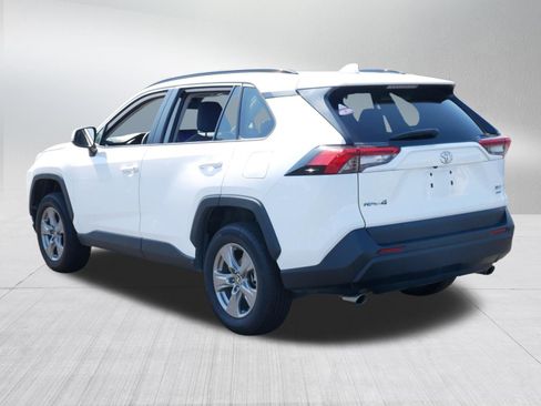 Certified 2025 Toyota RAV4 XLE AWD/4WD image 5