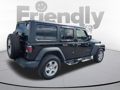Used 2022 Jeep Wrangler Unlimited Sport AWD/4WD image 5