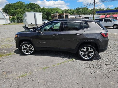 Used 2018 Jeep Compass Limited w/ Navigation Group AWD/4WD image 6