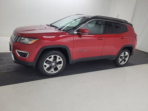 Used 2018 Jeep Compass Limited w/ Navigation Group AWD/4WD image 2