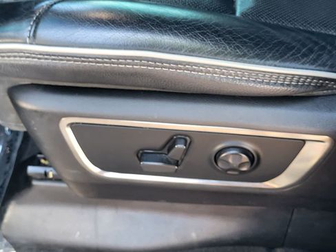 Used 2019 RAM 1500 Limited AWD/4WD image 13
