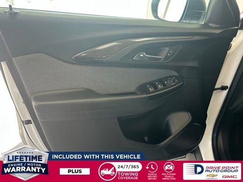 Used 2021 Chevrolet TrailBlazer LS FWD image 13