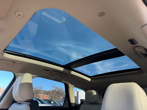 New 2026 Lincoln Corsair Premiere image 31