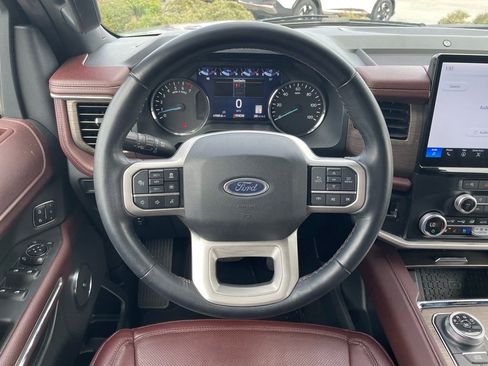 Used 2024 Ford Expedition Max Limited RWD image 14