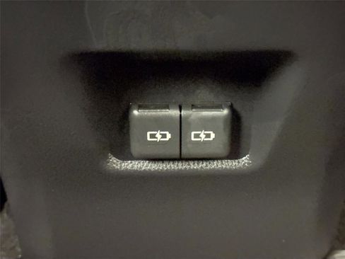 Certified 2022 Toyota RAV4 Limited image 52