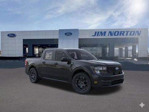 New 2026 Ford Maverick XLT w/ XLT Luxury Package FWD image 9