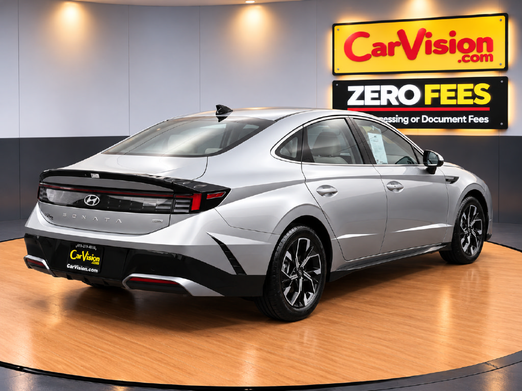 Used 2025 Hyundai Sonata SEL AWD/4WD image 4
