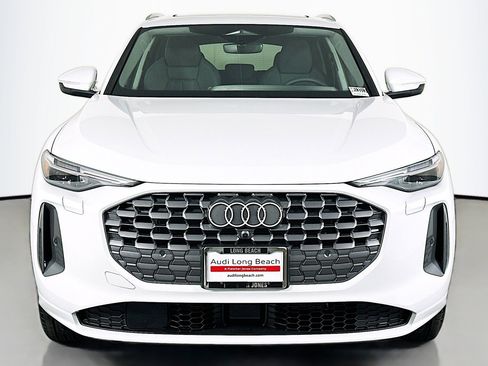 New 2025 Audi Q5 Premium Plus image 2