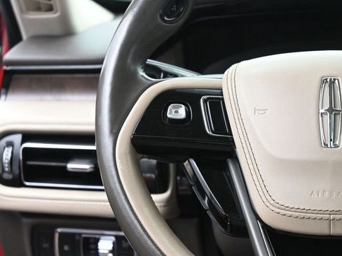 Used 2021 Lincoln Aviator Reserve w/ Equipment Group 201A image 32